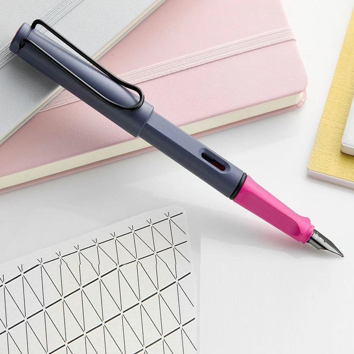 Lamy Safari Pink Cliff Fountain Pen