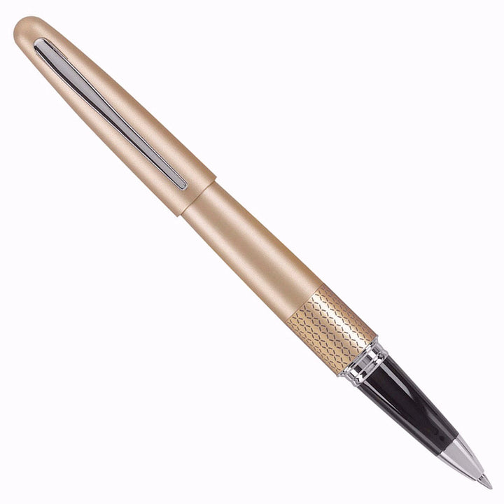 Pilot Metropolitan Zigzag Gold Roller Ball Pen 0.7MM.