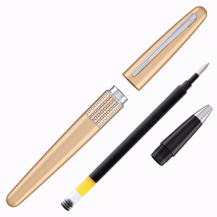 Pilot Metropolitan Zigzag Gold Roller Ball Pen 0.7MM.