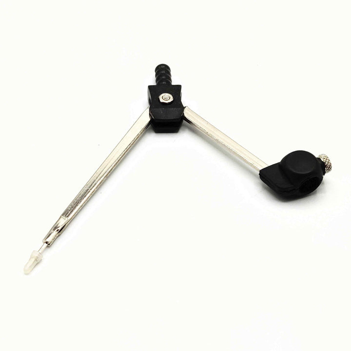 Camlin Exam Compass 1029-A is specially designed self centering compass allows ease and accuracy while drawing circles & angles.