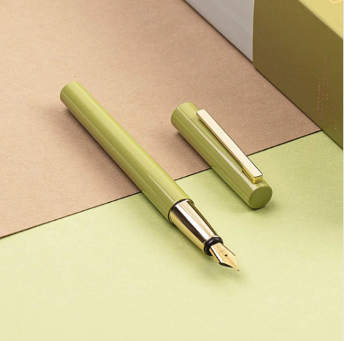 Gin Green Body Colour  Kacogreen Brio Fountain Pen