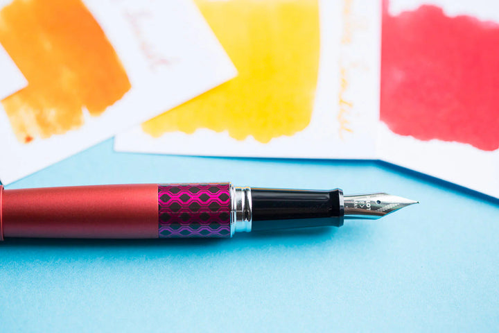 Pilot Metropolitan Retro Pop Fountain Pen - Red Wave Bbag | India’s Best Online Stationery Store