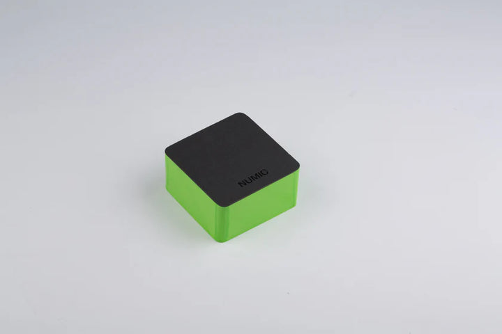 NUMIC WSJ 2.2 Memo Block Pad – 450 Sheets Desk Organizer with Pen Slots (9 Colors)